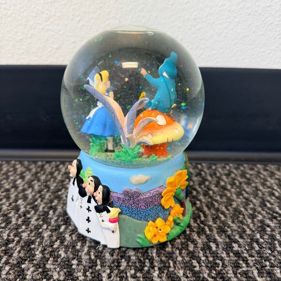 Disney Alice in Wonderland Snow Globe Caterpillar Music Box "I'm Late" Enesco - Picture 8 of 9